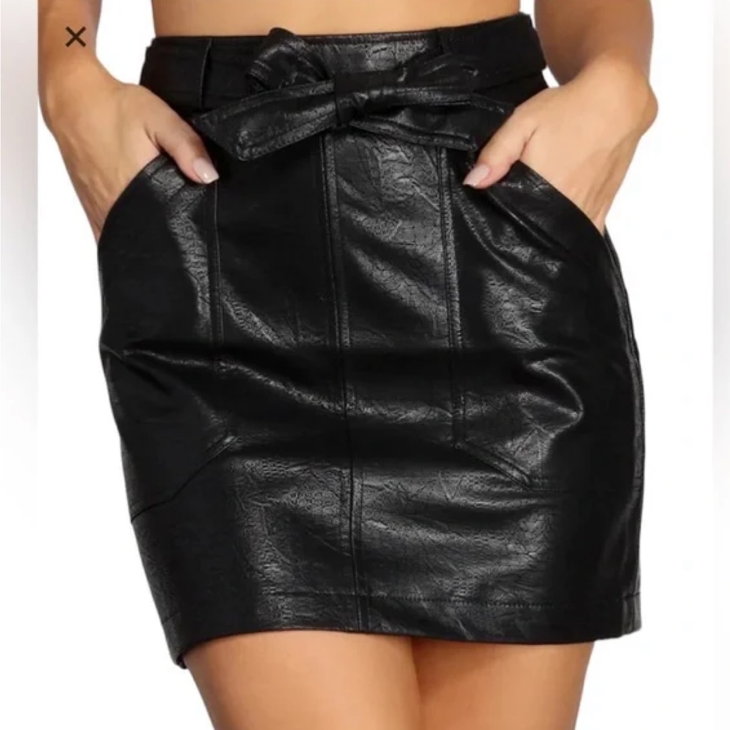 Shinestar Leather Snake Miniskirt